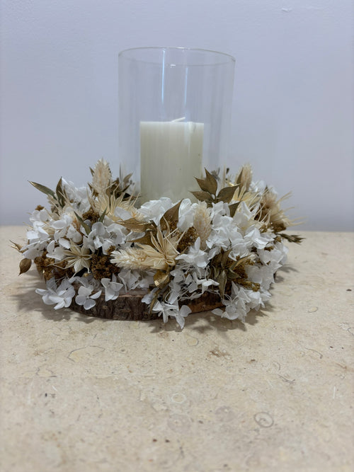 Bougeoir nuage d'ivoire de Rêves En Fleurs, décoration élégante en forme de nuage pour bougies, style délicat et moderne.