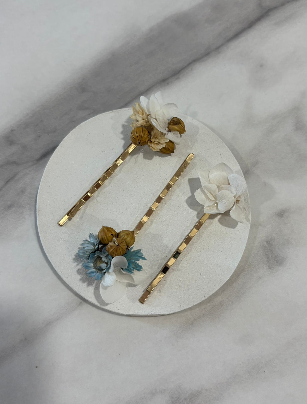 Pince Rêves En Fleurs en métal, avec poignée ergonomique, idéale pour la couture ou la bricolage.